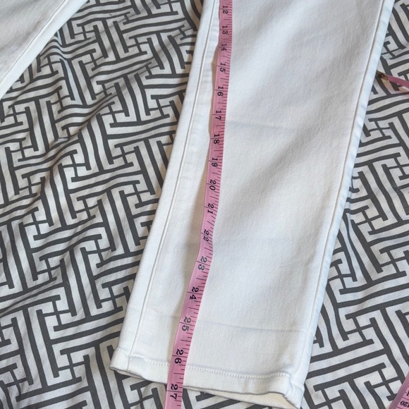 Calvin Klein Women's Cream Straight Leg  Stretch Jeans - Picture 8 of 12